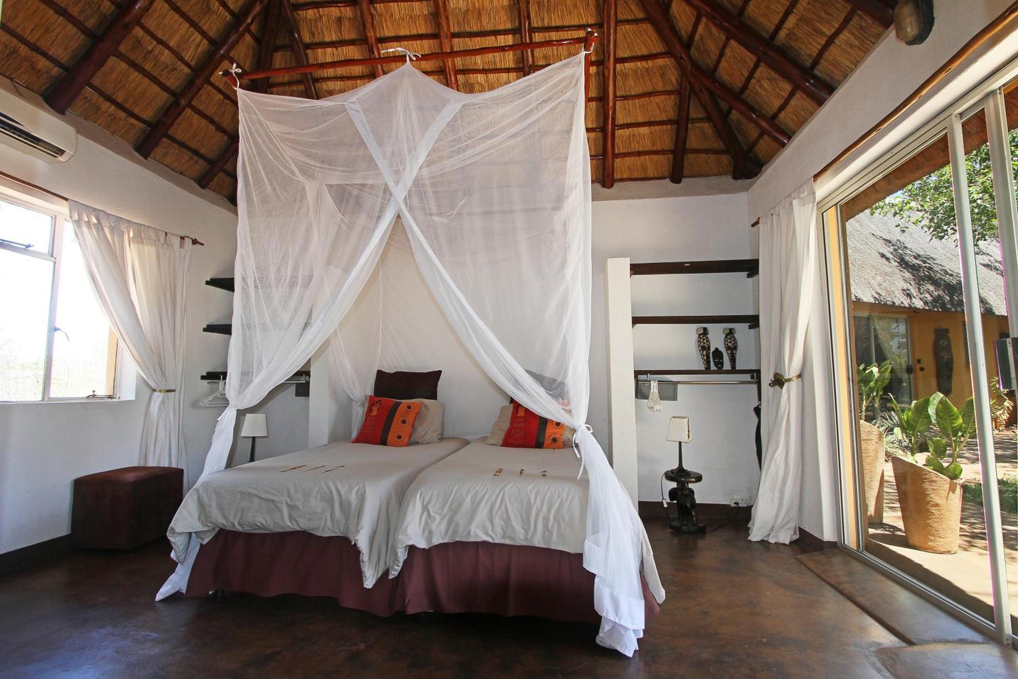 Normann Safari Bush Lodge ファラボルワ 部屋 写真