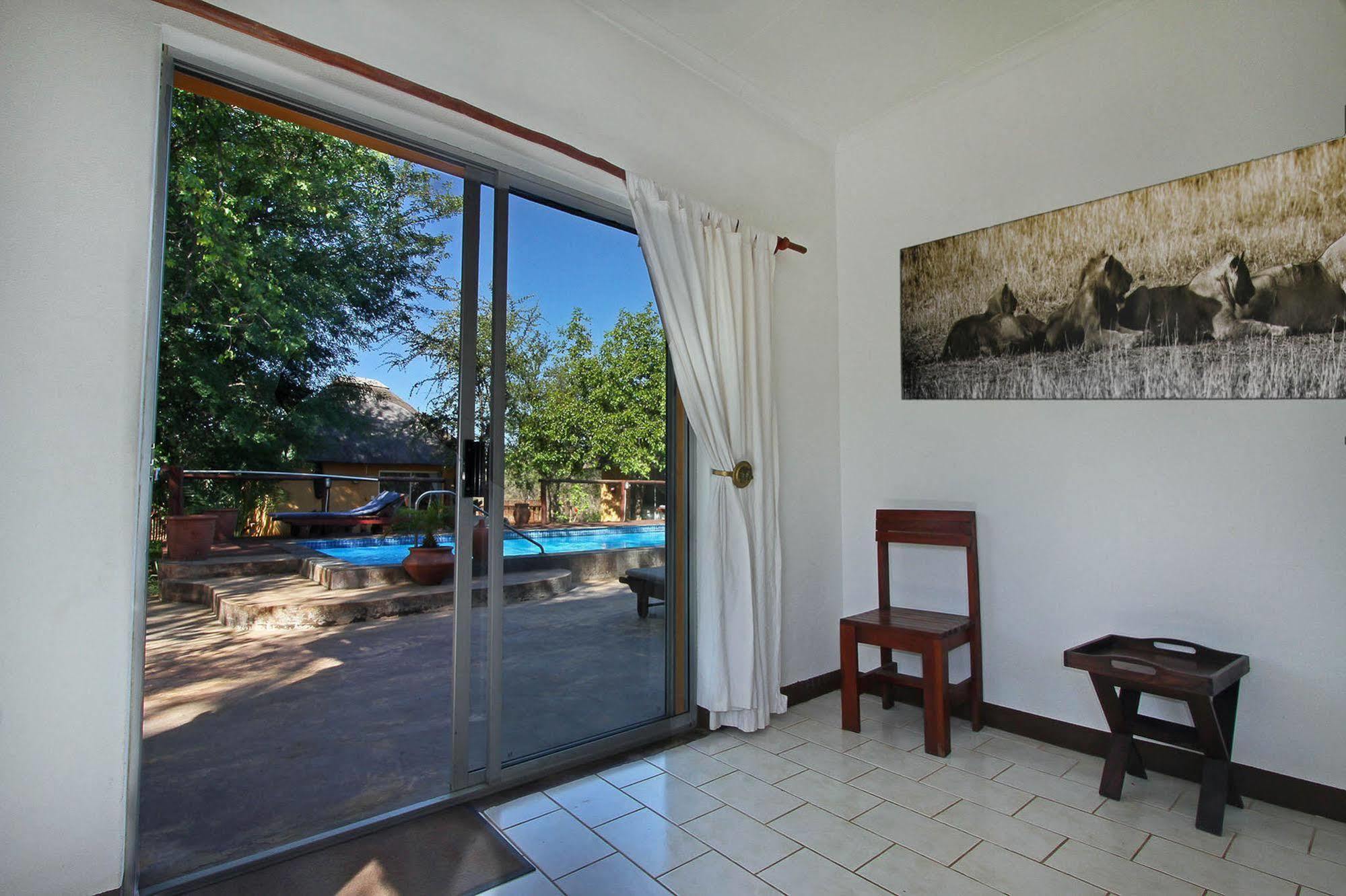Normann Safari Bush Lodge ファラボルワ エクステリア 写真